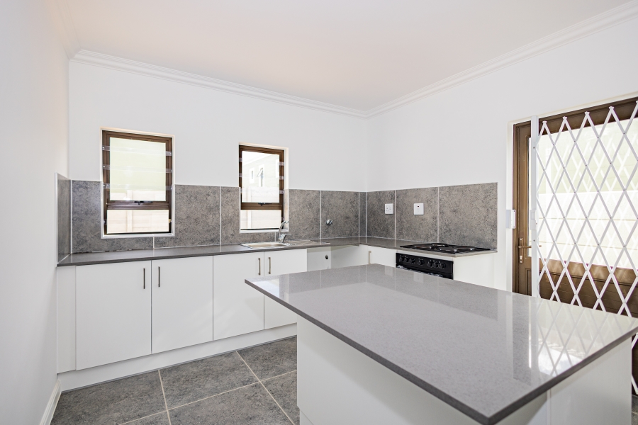 2 Bedroom Property for Sale in Fisantekraal Western Cape